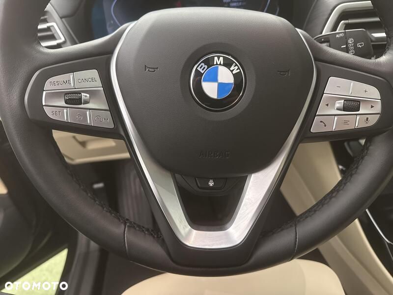 BMW X3 xDrive20i - 14