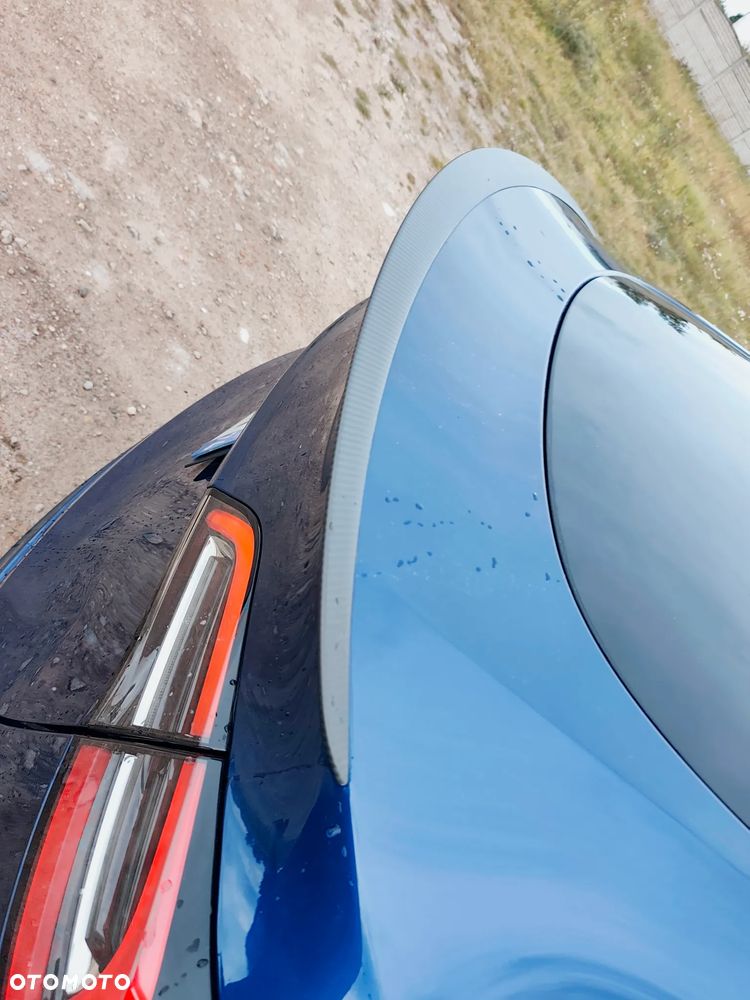 Tesla Model Y Standard - 19