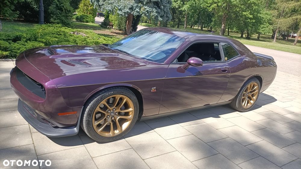 Dodge Challenger - 5