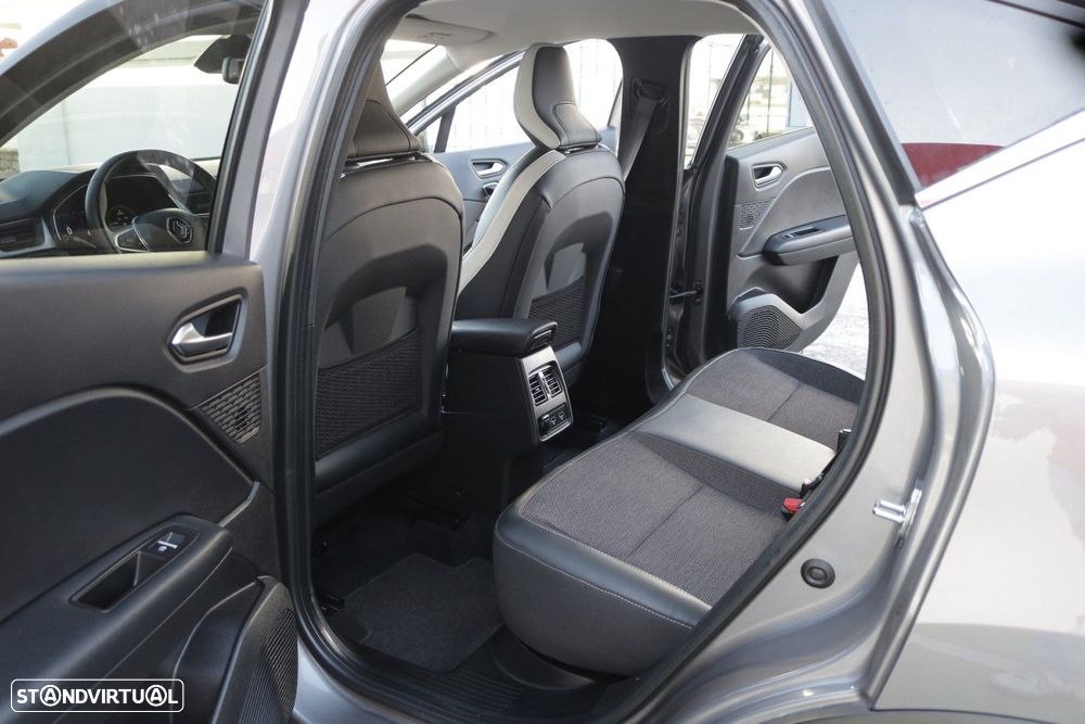 Renault Captur 1.6 E-Tech Plug-In Intens - 24