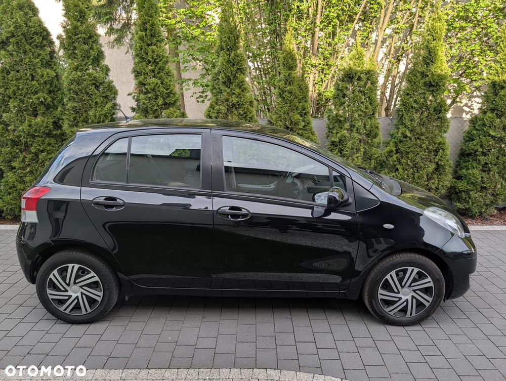Toyota Yaris - 7