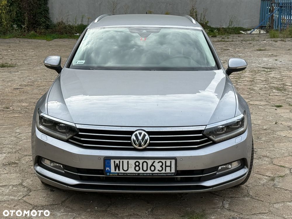Volkswagen Passat - 2