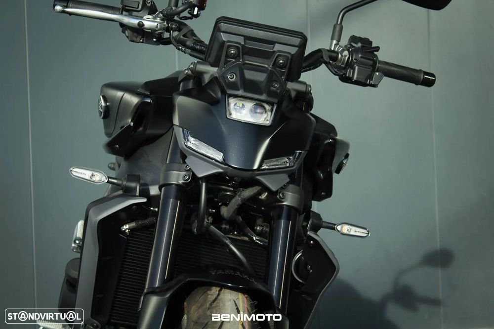 Yamaha MT-09 Y-AMT - 8