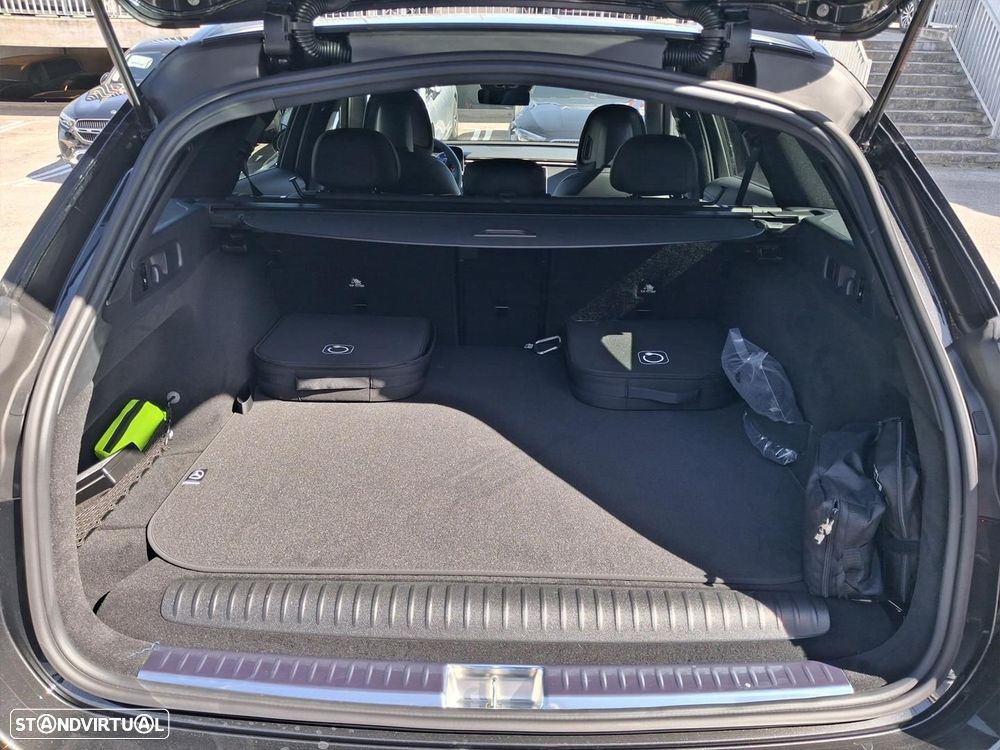 Mercedes-Benz E 300 de - 12