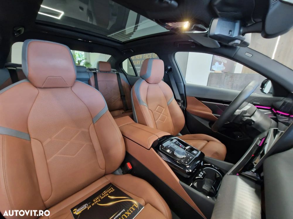 BMW Seria 5 520d xDrive AT MHEV - 29