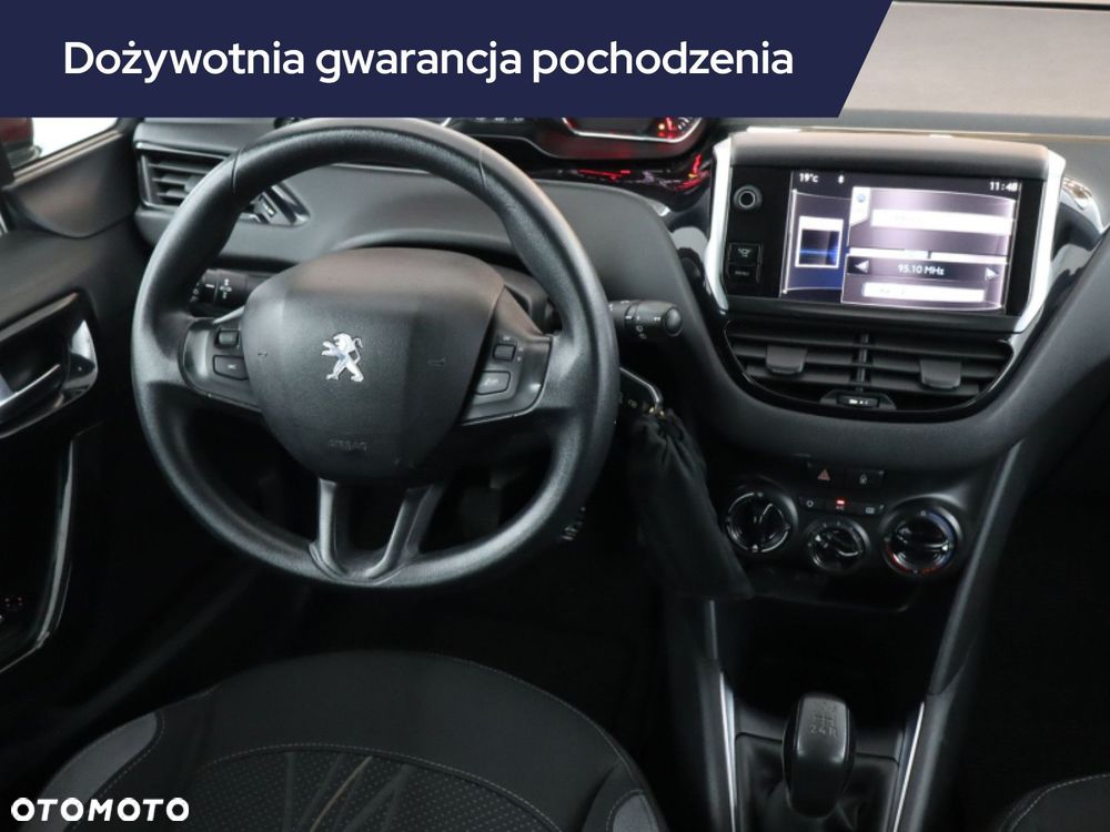 Peugeot 208 - 9