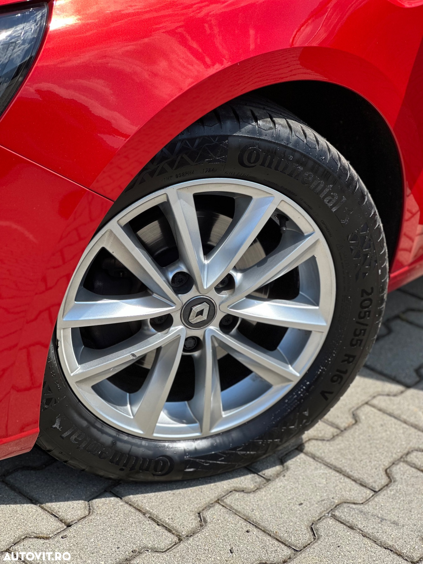 Renault Megane ENERGY TCe 130 INTENS - 17