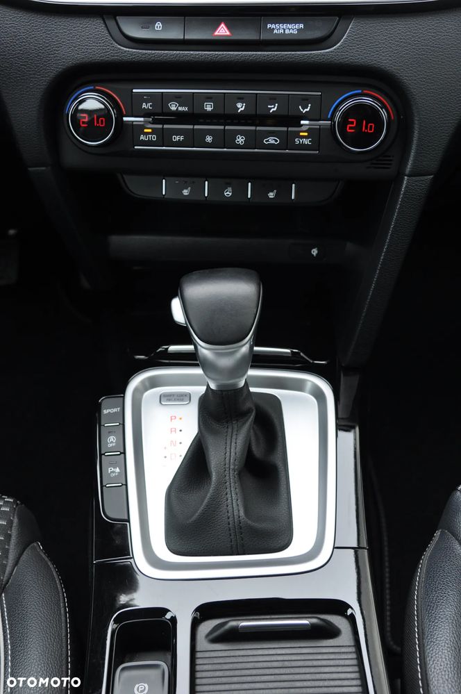 Kia XCeed 1.5 T-GDI OPF DCT7 (48V Mild Hybrid) SPIRIT - 25