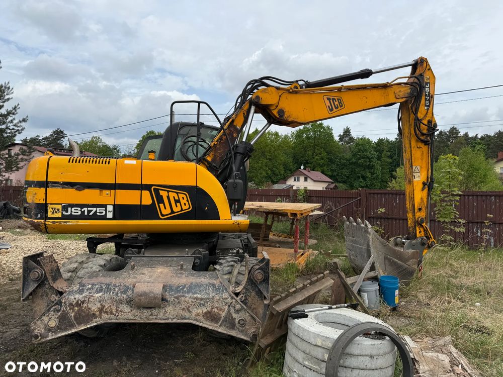 JCB 175W - 1