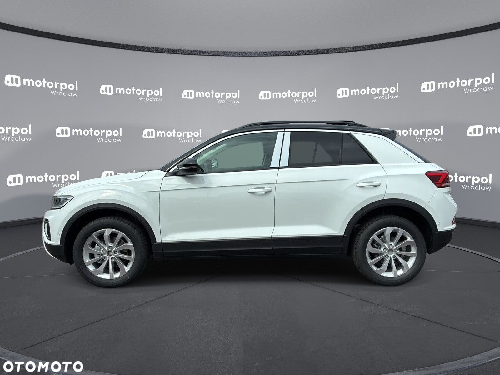 Volkswagen T-Roc - 3