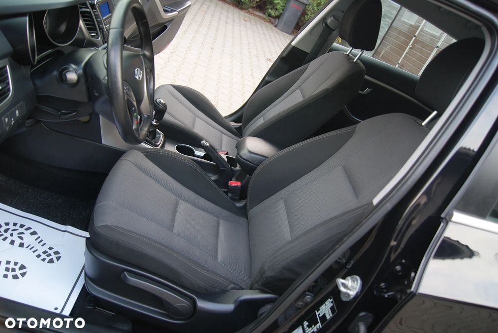 Hyundai i30 1.6 Fifa World Cup Edition - 20