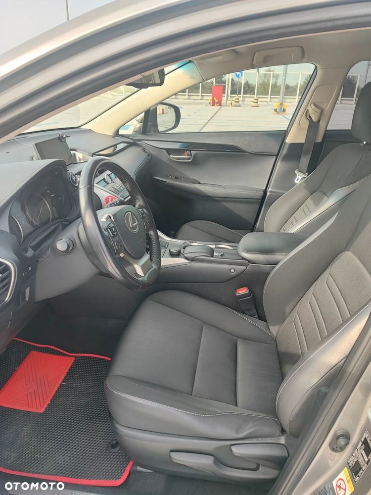 Lexus NX 300h Elegance AWD - 9