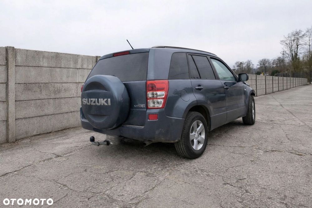 Suzuki Grand Vitara II JT Klapa tył bagażnika szyba - 5