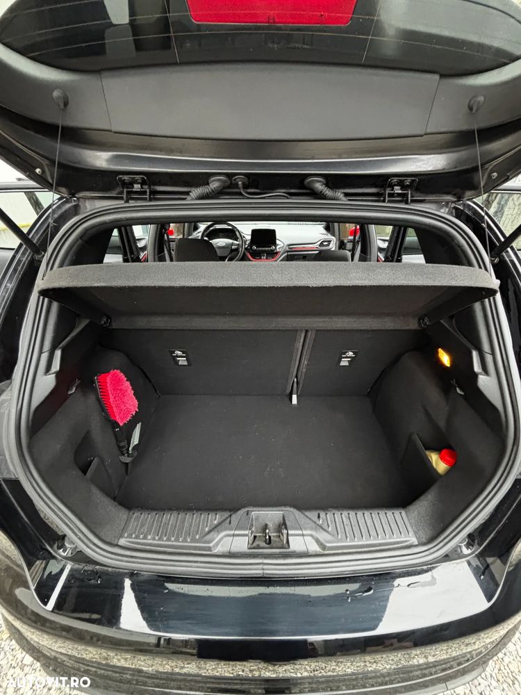 Ford Fiesta 1.0 EcoBoost ST Line - 23