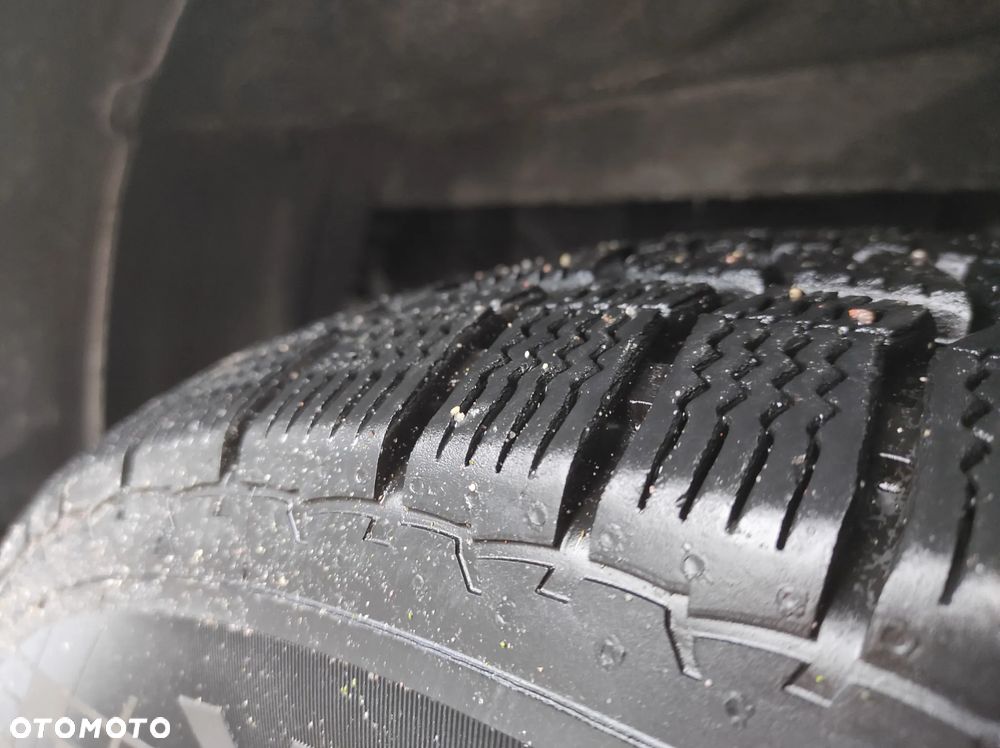 Iveco DAILY 35S15 - 21