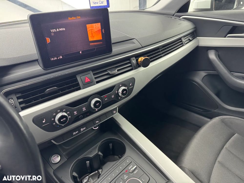 Audi A4 2.0 TDI S tronic - 21