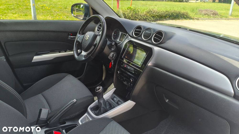 Suzuki Vitara 1.6 (4x2) Club - 33