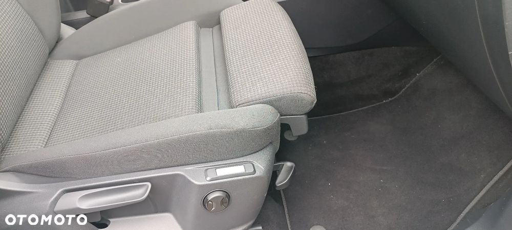 Volkswagen CADDY MAXI - 5