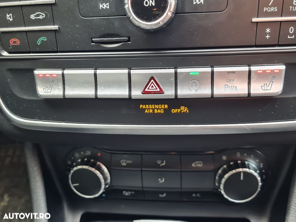 Mercedes-Benz GLA - 4