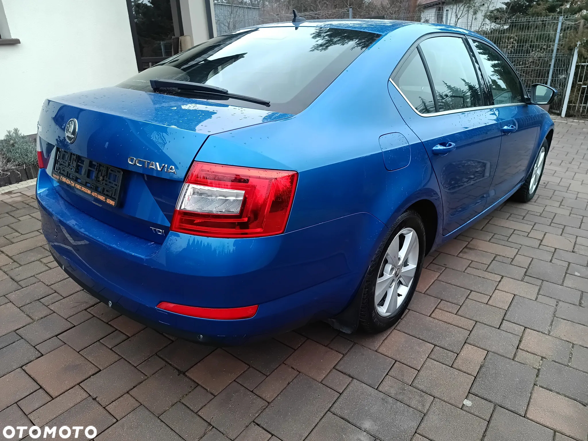 Skoda Octavia 1.6 TDI DPF Ambiente - 4