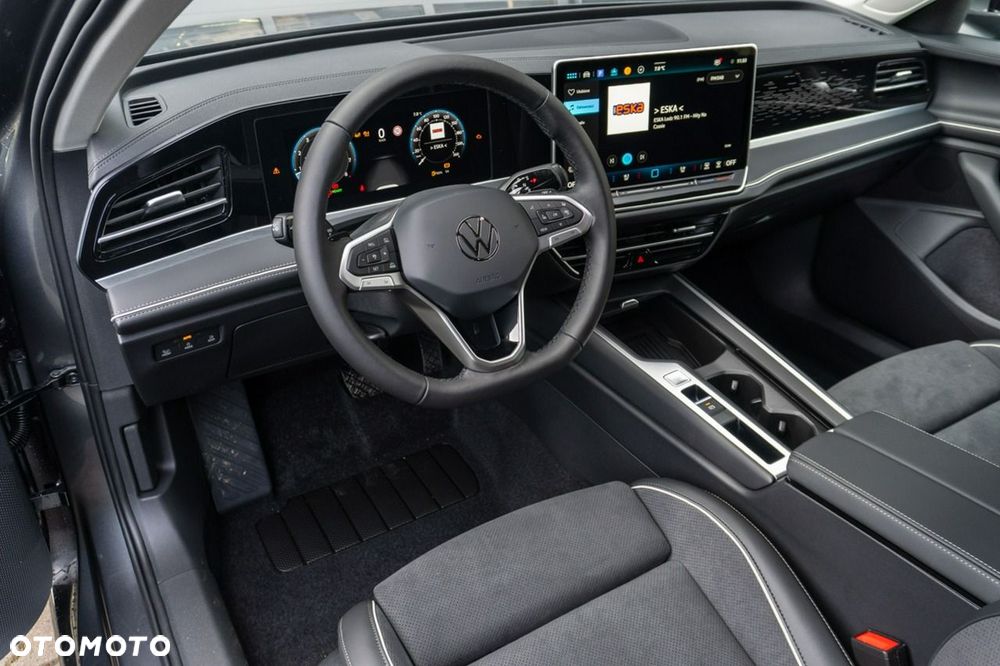 Volkswagen Passat - 10
