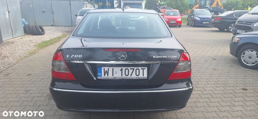 Mercedes-Benz Klasa E 200 Kompressor Automatik Elegance - 8