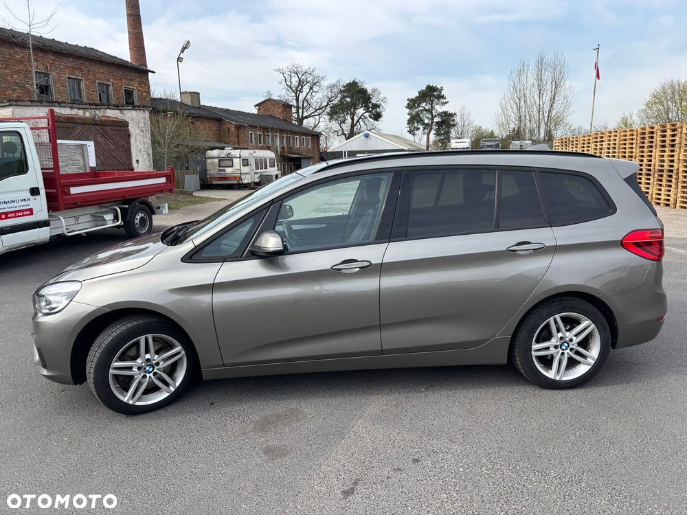 BMW Seria 2 220d xDrive - 7