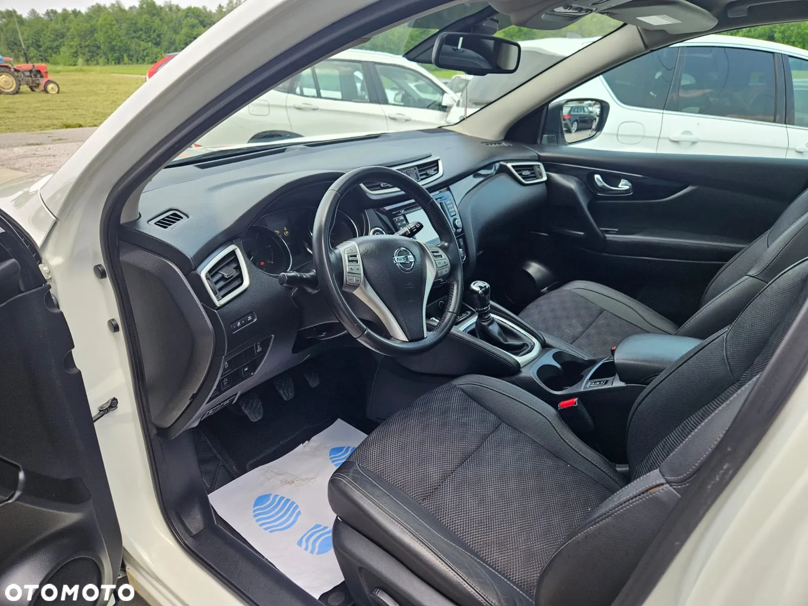 Nissan Qashqai 1.6 dCi 4x4 360 S&S - 9