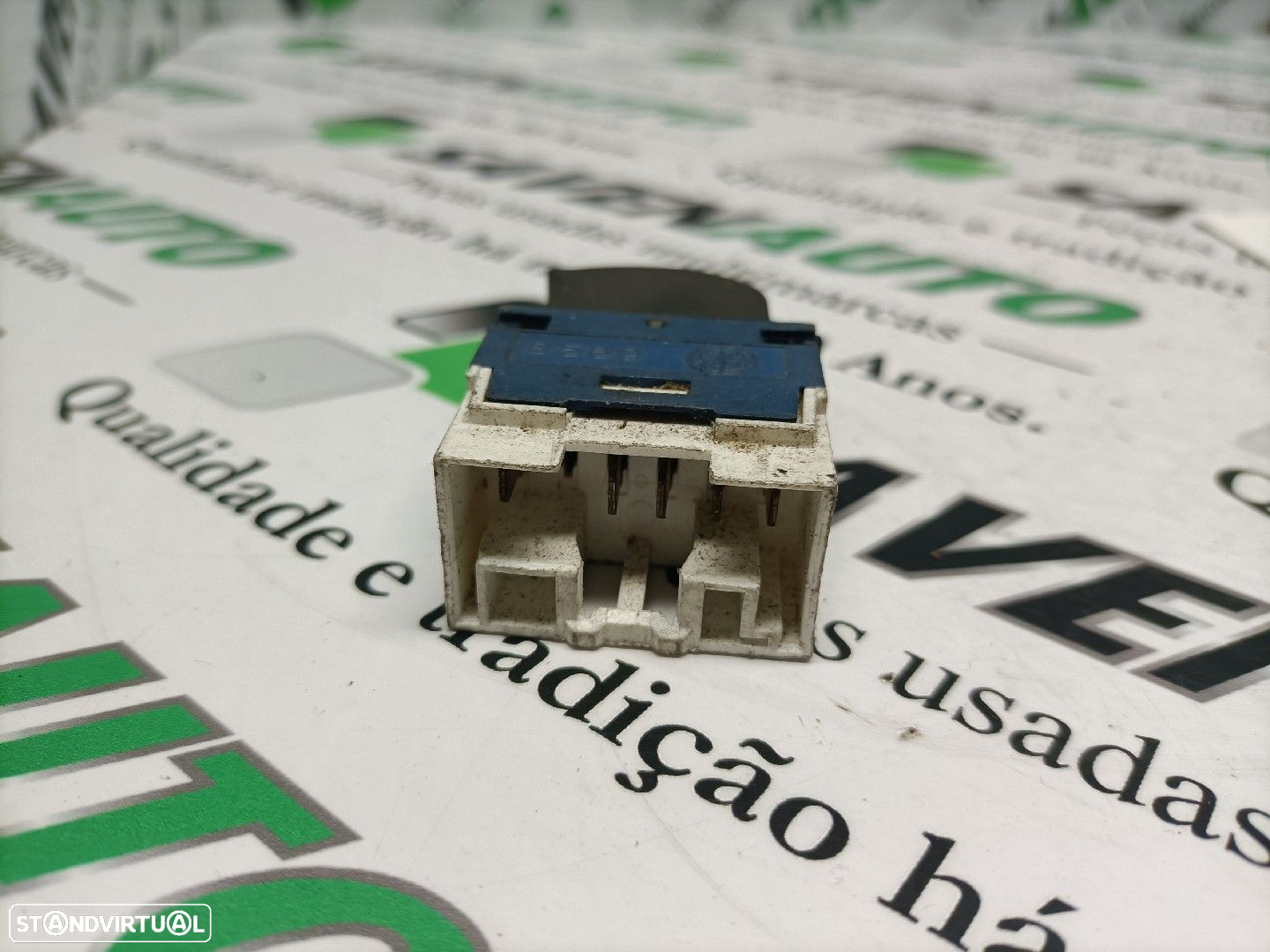 Botão / Botões / Comutador Vidro Esq Fiat Idea (350_) - 3