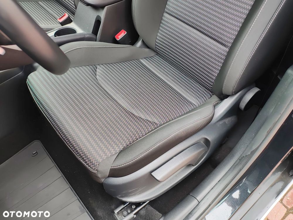 Kia XCeed 1.5 T-GDI M DCT - 24