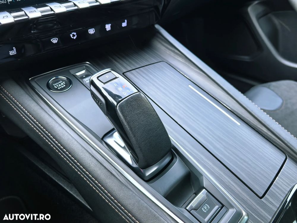 Peugeot 508 1.6L 225 e-EAT8 PHEV GT - 24