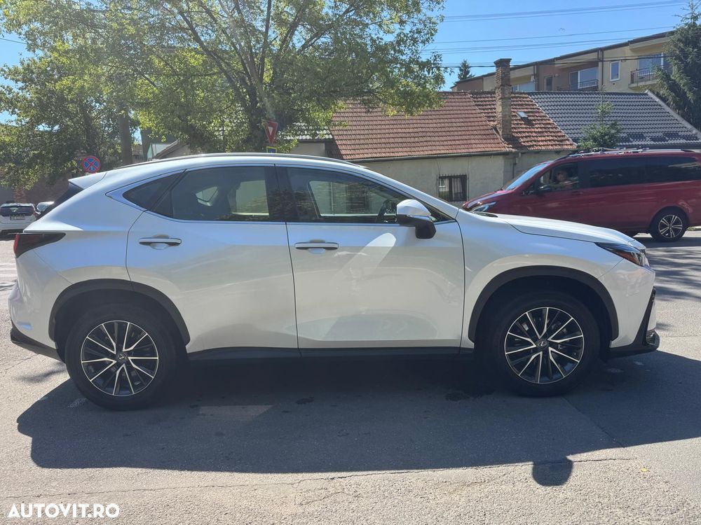 Lexus Seria NX 350h - 8