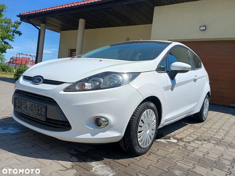 Ford Fiesta - 9