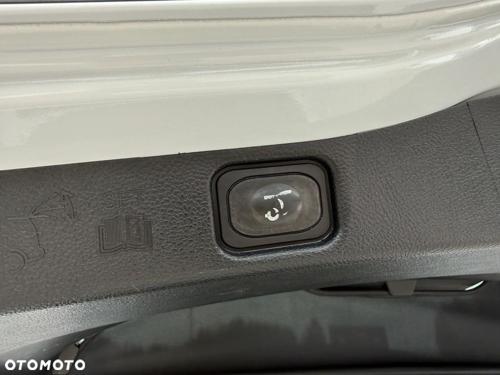 Ford Galaxy 2.0 EcoBlue S&S TITANIUM - 21