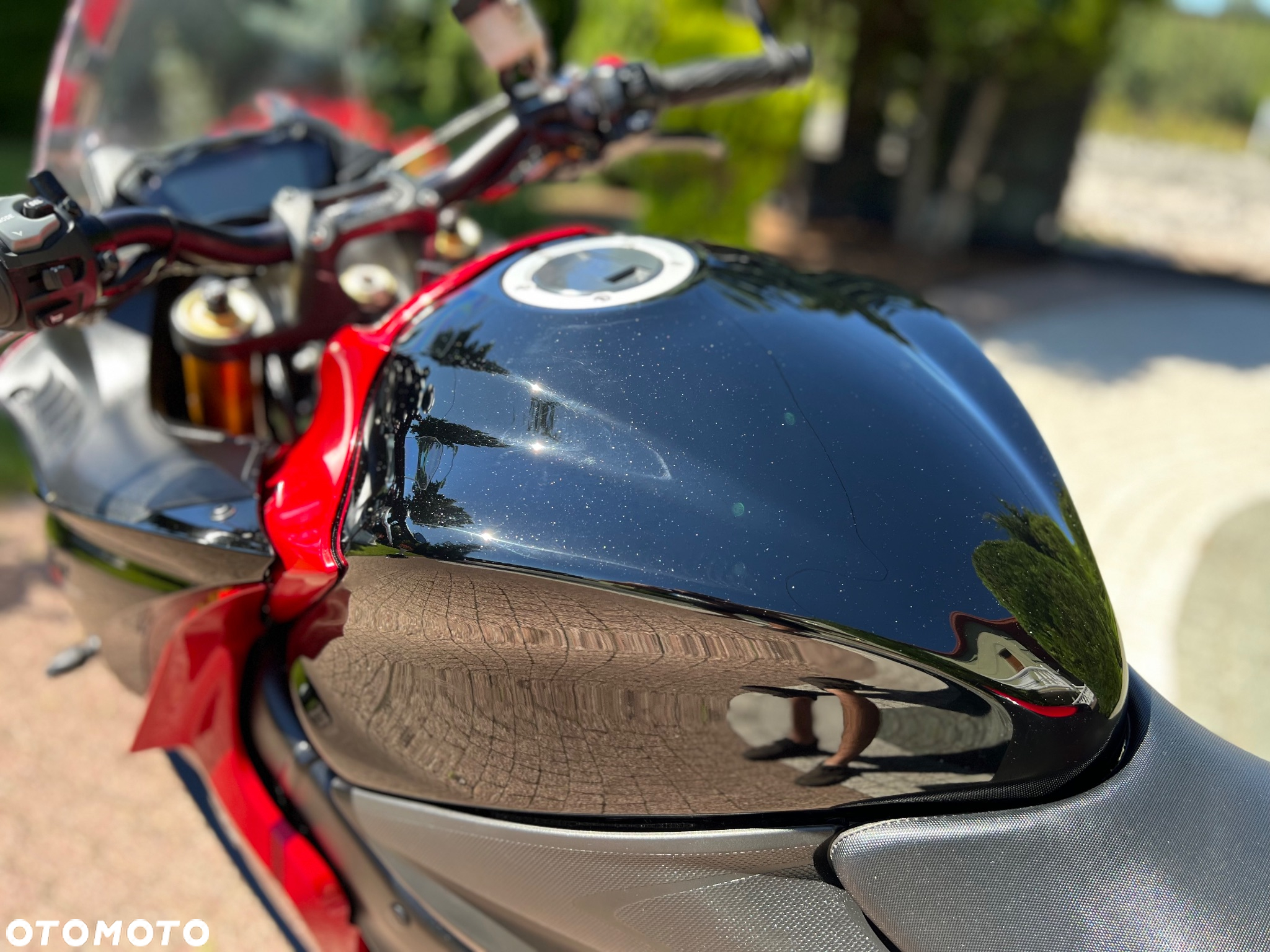 Suzuki GSX - 33