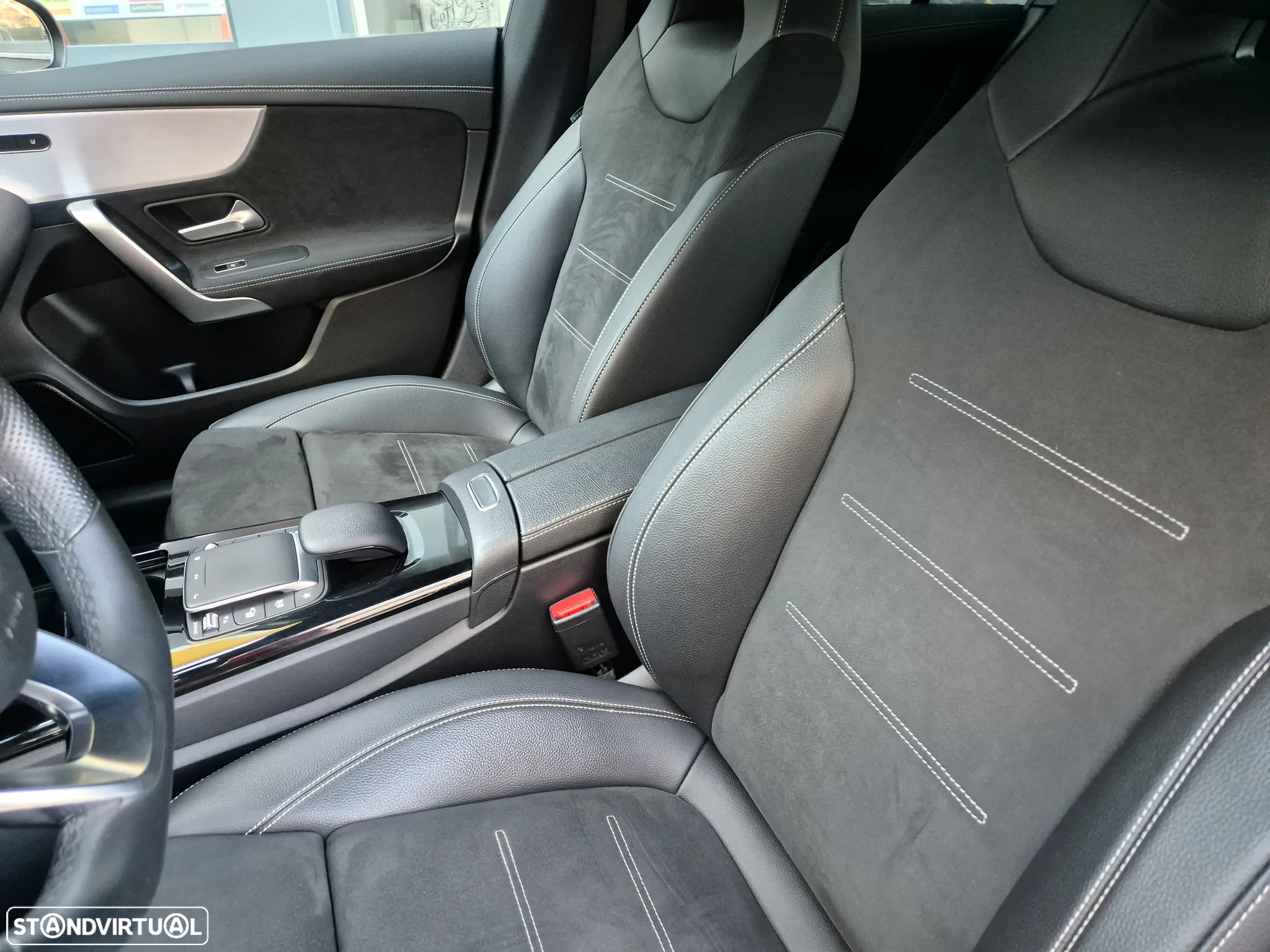 Mercedes-Benz CLA 250 e Shooting Brake AMG Line - 40