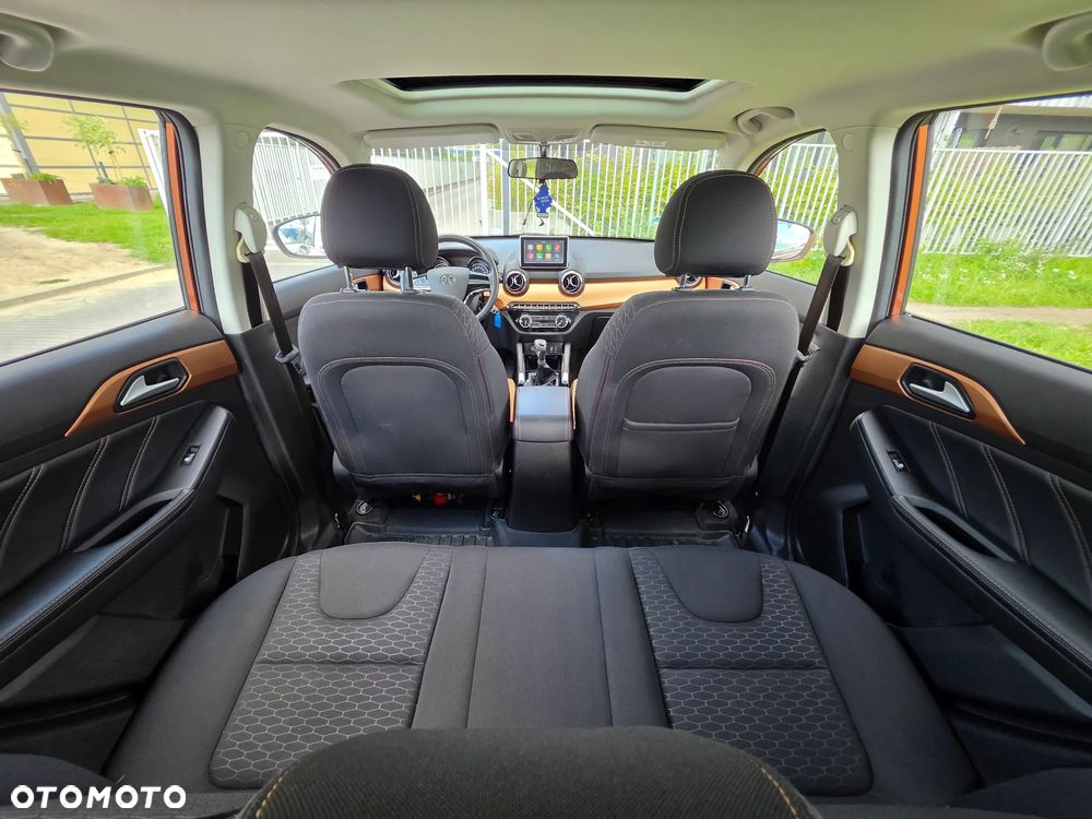 BAIC Senova X35 - 25
