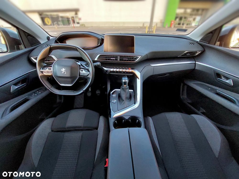 Peugeot 3008 1.2 PureTech Active S&S - 10