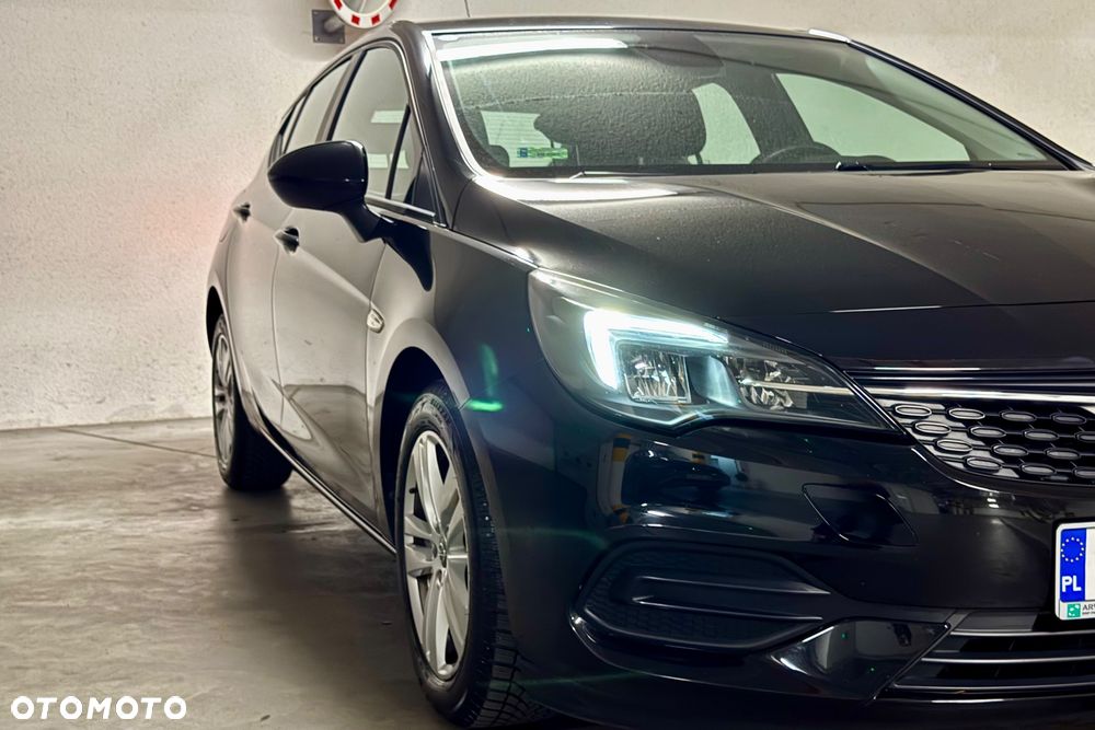 Opel Astra 1.2 T Edition S&S - 9