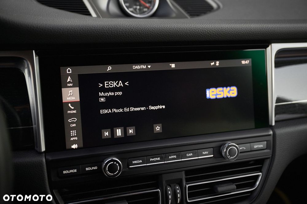 Porsche Macan S - 34