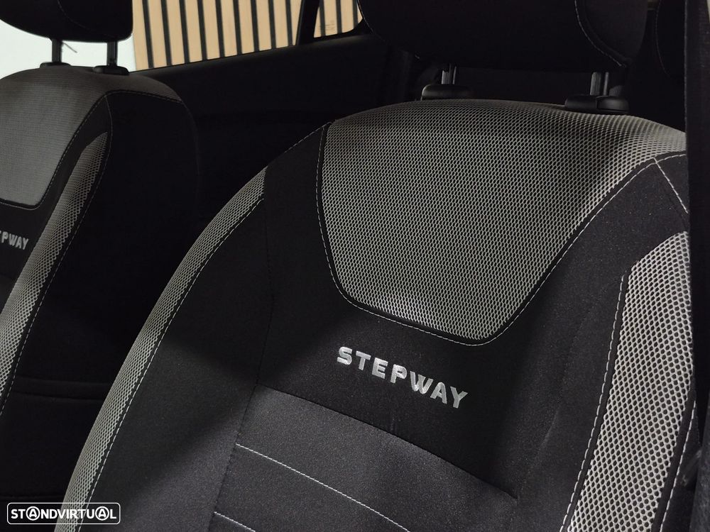 Dacia Logan MCV 0.9 TCe Stepway - 12