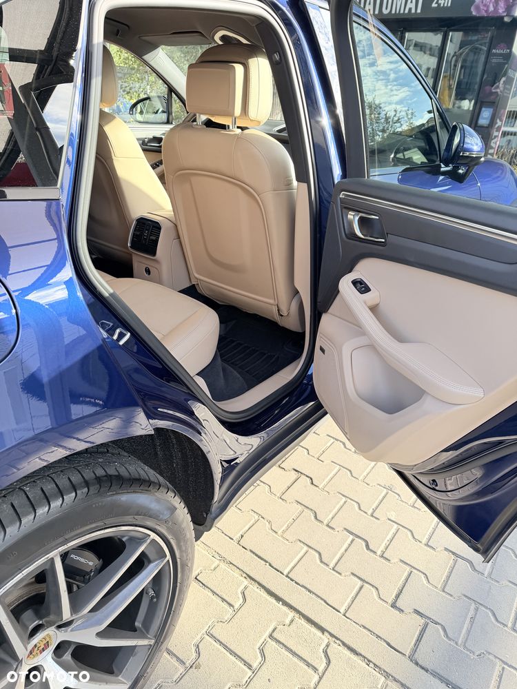 Porsche Macan - 19