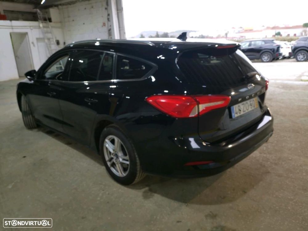 Ford Focus SW 1.5 TDCi EcoBlue Business - 2