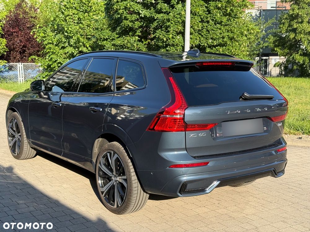 Volvo XC 60 B6 B AWD Ultimate Dark - 5
