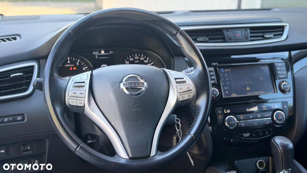Nissan Qashqai 1.2 DIG-T Xtronic ACENTA - 29