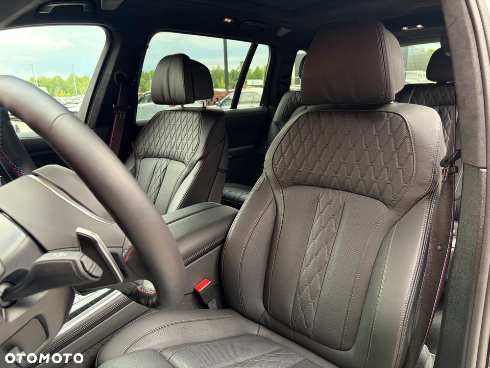 BMW X7 M60i xDrive mHEV sport - 29