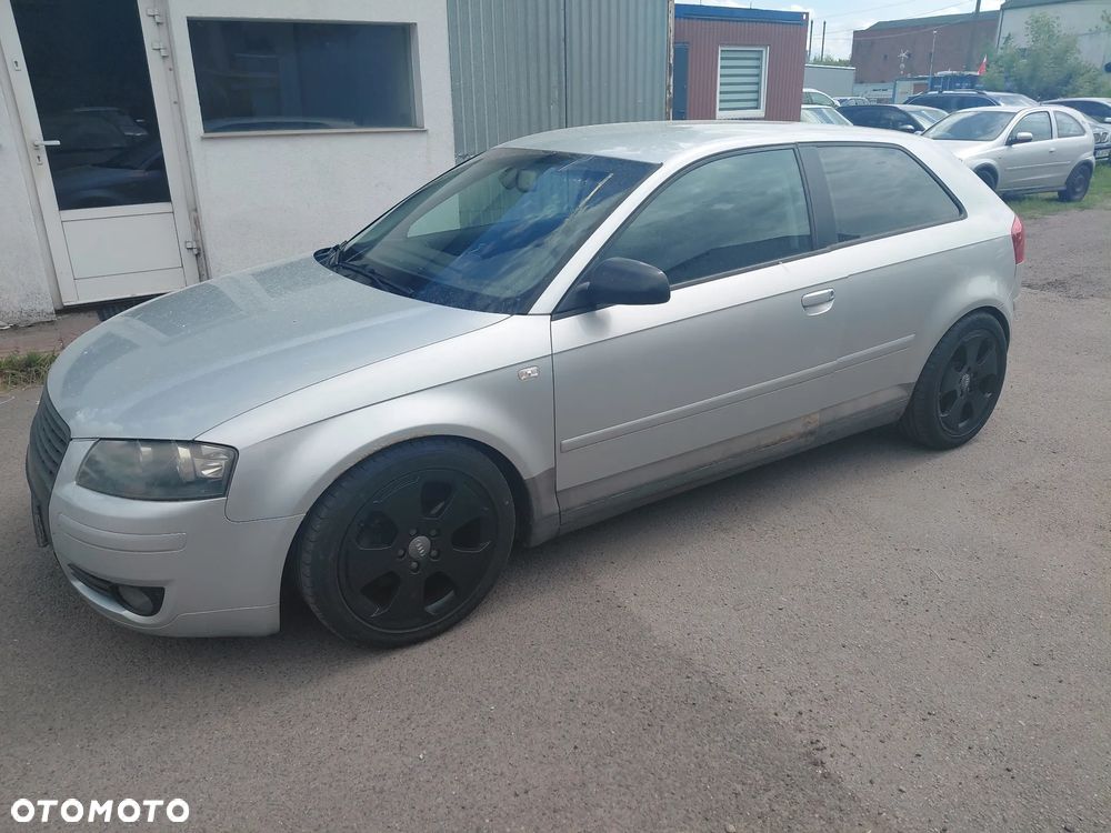Audi A3 3-drzwiowe 2.0 TDI DPF Ambiente - 5