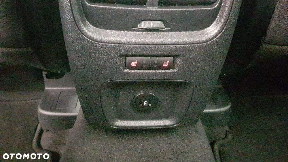 Ford Kuga - 23