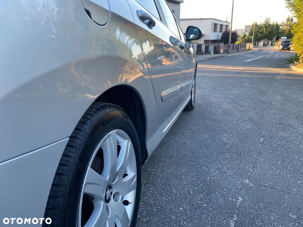 Peugeot 308 - 9