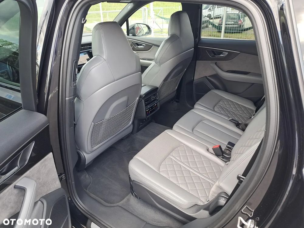 Audi SQ7 - 11